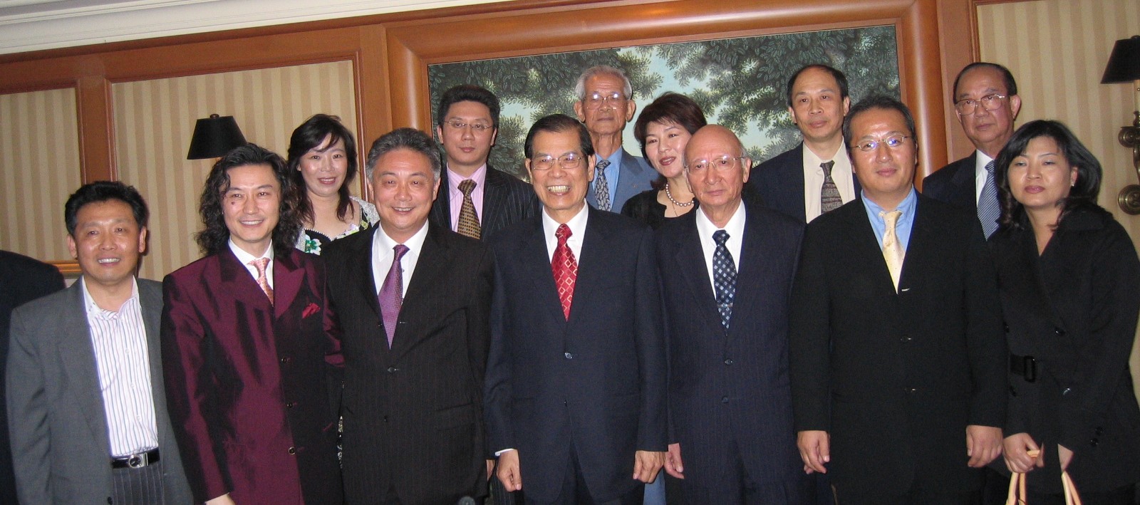 P.27第四排 - 2006日本中華總商會歡迎聯盟訪問團合影.JPG